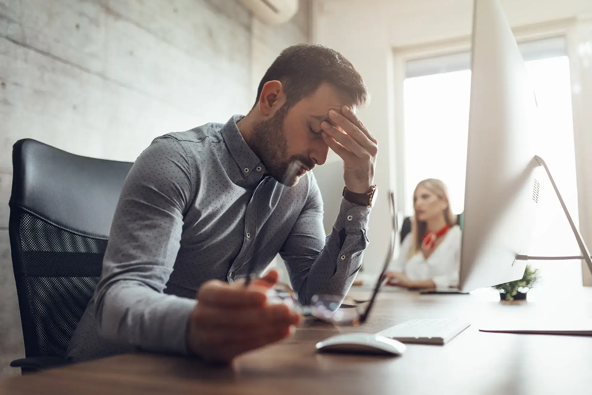 Symptoms of Low Testosterone Urban TRT TRT Clinic UK Symptoms of Low Testosterone Urban TRT TRT Clinic UK - worried man